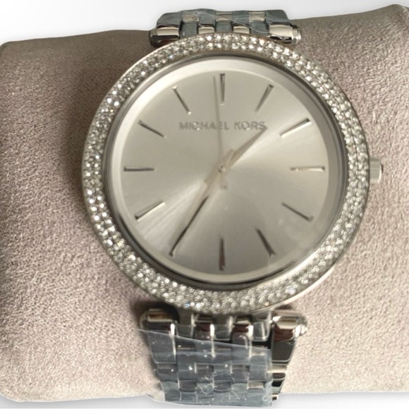 NWT Michael Kors Stainless Steel Crystal Watch MK3190 main image 10